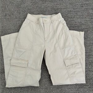 Abercrombie Straight Cargo Cream Pants